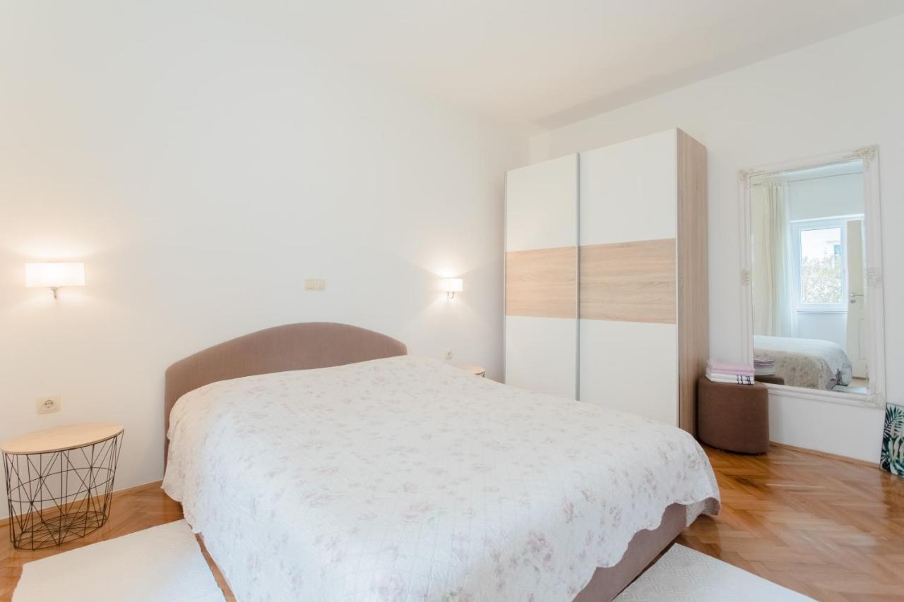 Apartments Kadenca Omiš Exterior foto