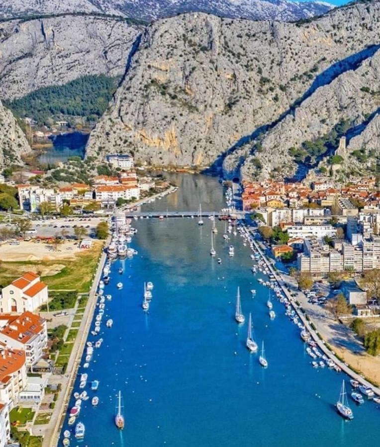 Apartments Kadenca Omiš Exterior foto